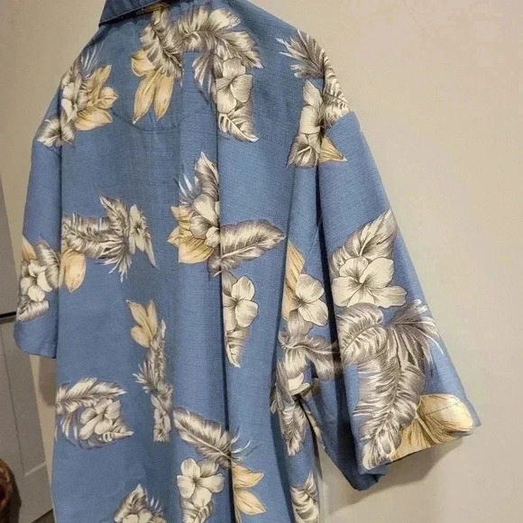 Men's Button Up Short  Sheeve Casual Shirt for Beach Vacation - Picture 2 of 5